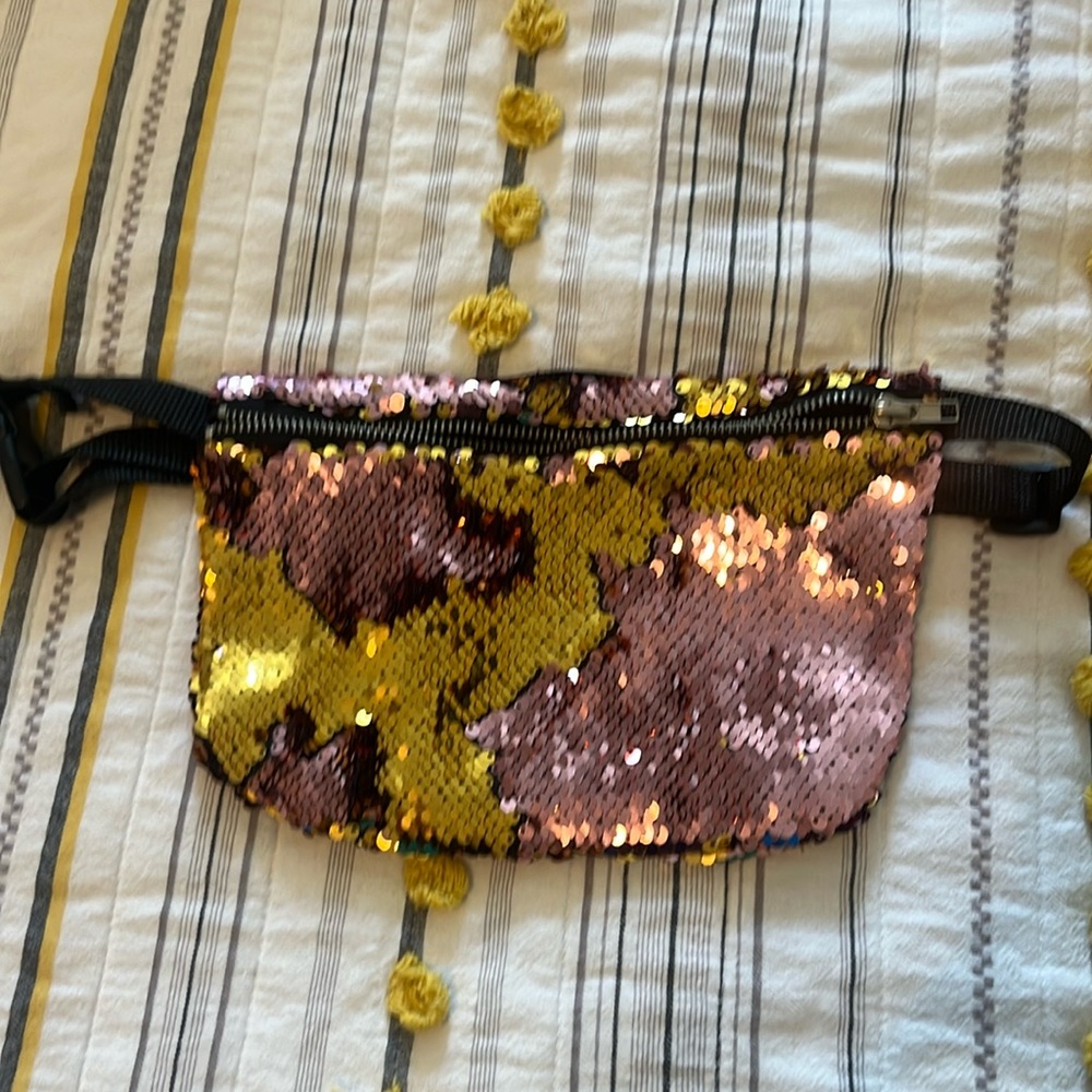 Flip sequin fanny pack purse gold & pink - adjustable buckle strap